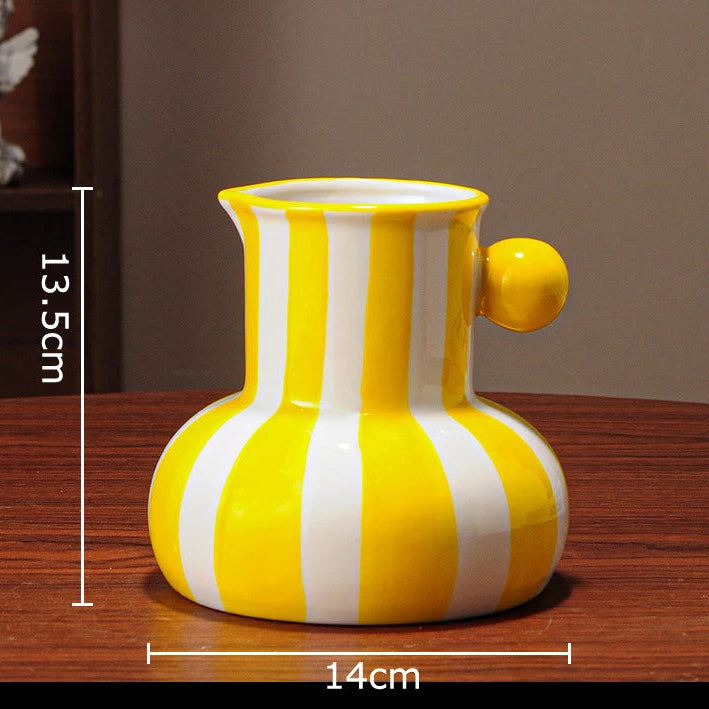 Nova Vase (5 Colours)