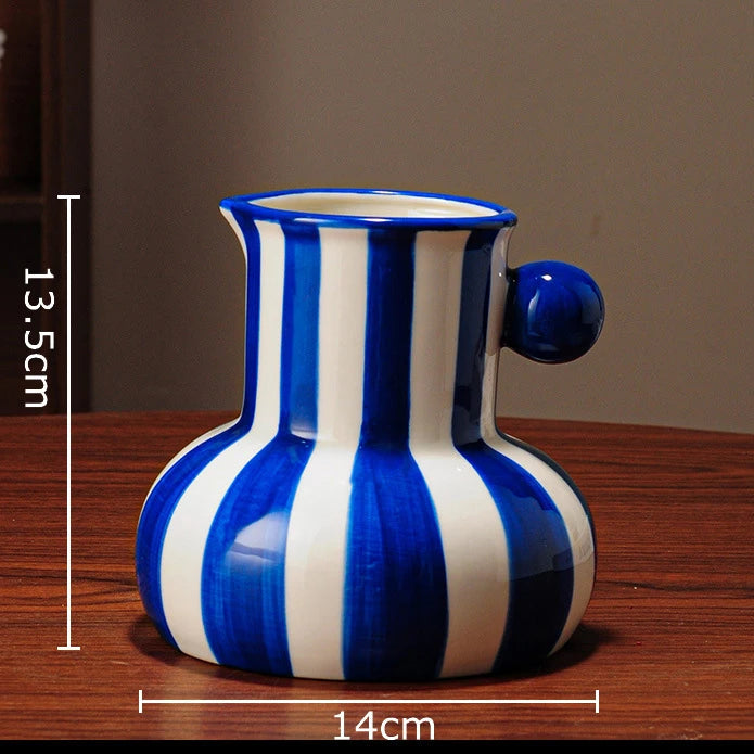 Nova Vase (5 Colours)